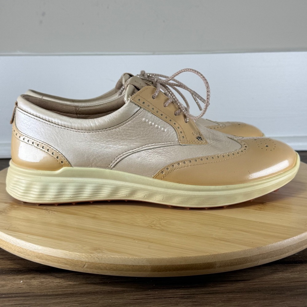 ECCO Golf Shoes Womens 38 7‎ Champagne Tan Hydromax Brogue Country Club Sporty
